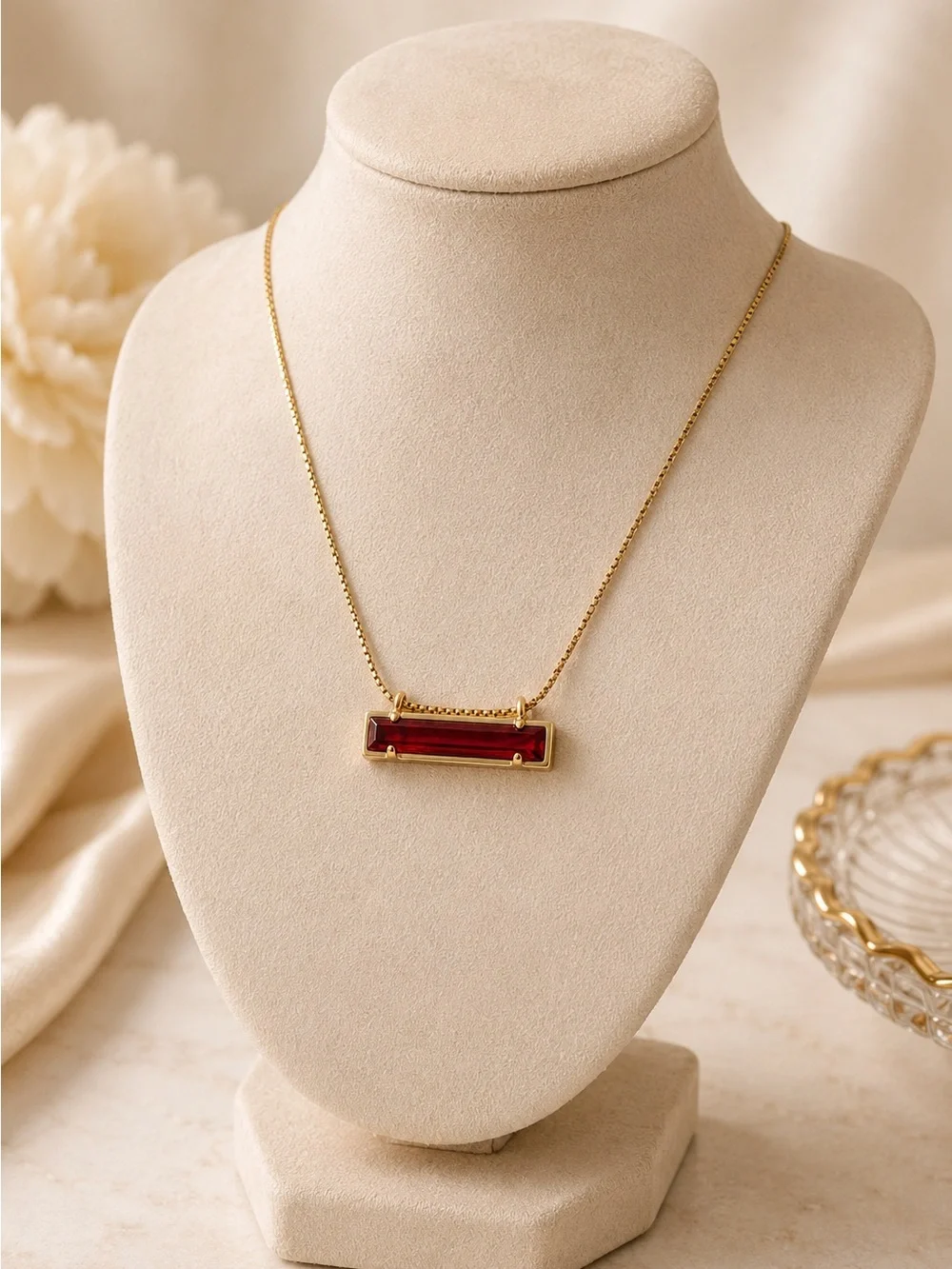 Kendra Scott Leanor Bar Pendant Necklace